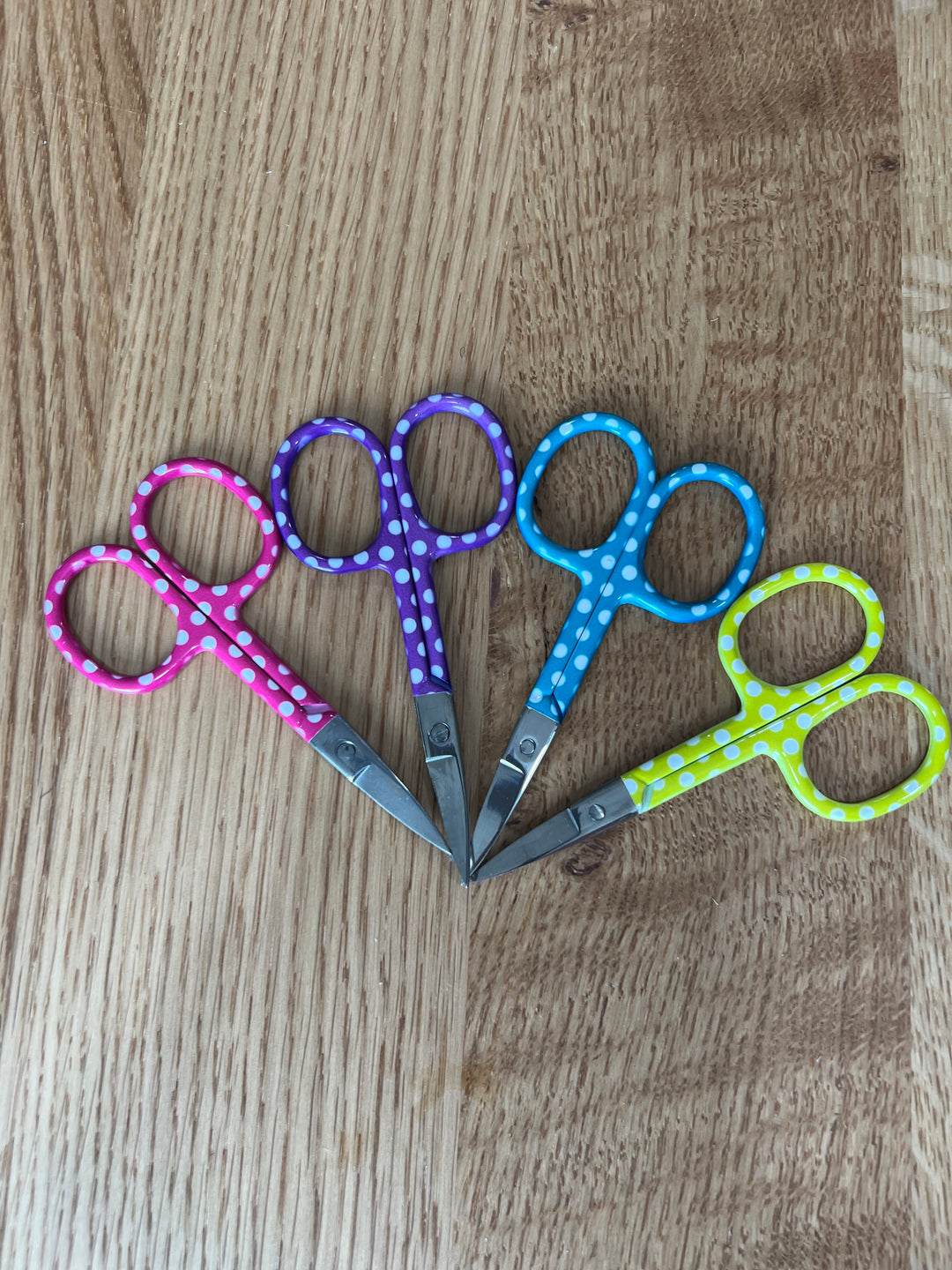 Polka Dot Scissors
