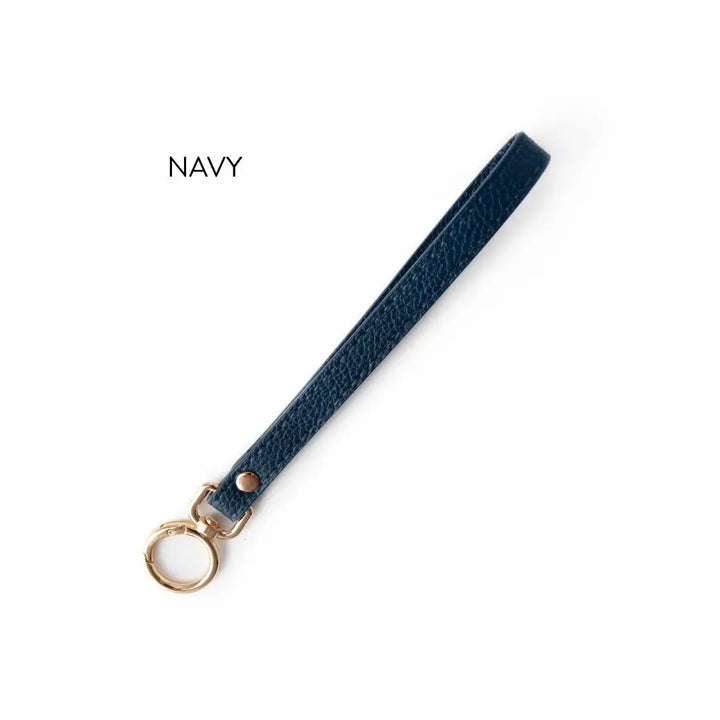 Wide Ring Yarn To Go Carousel Wrist Strap